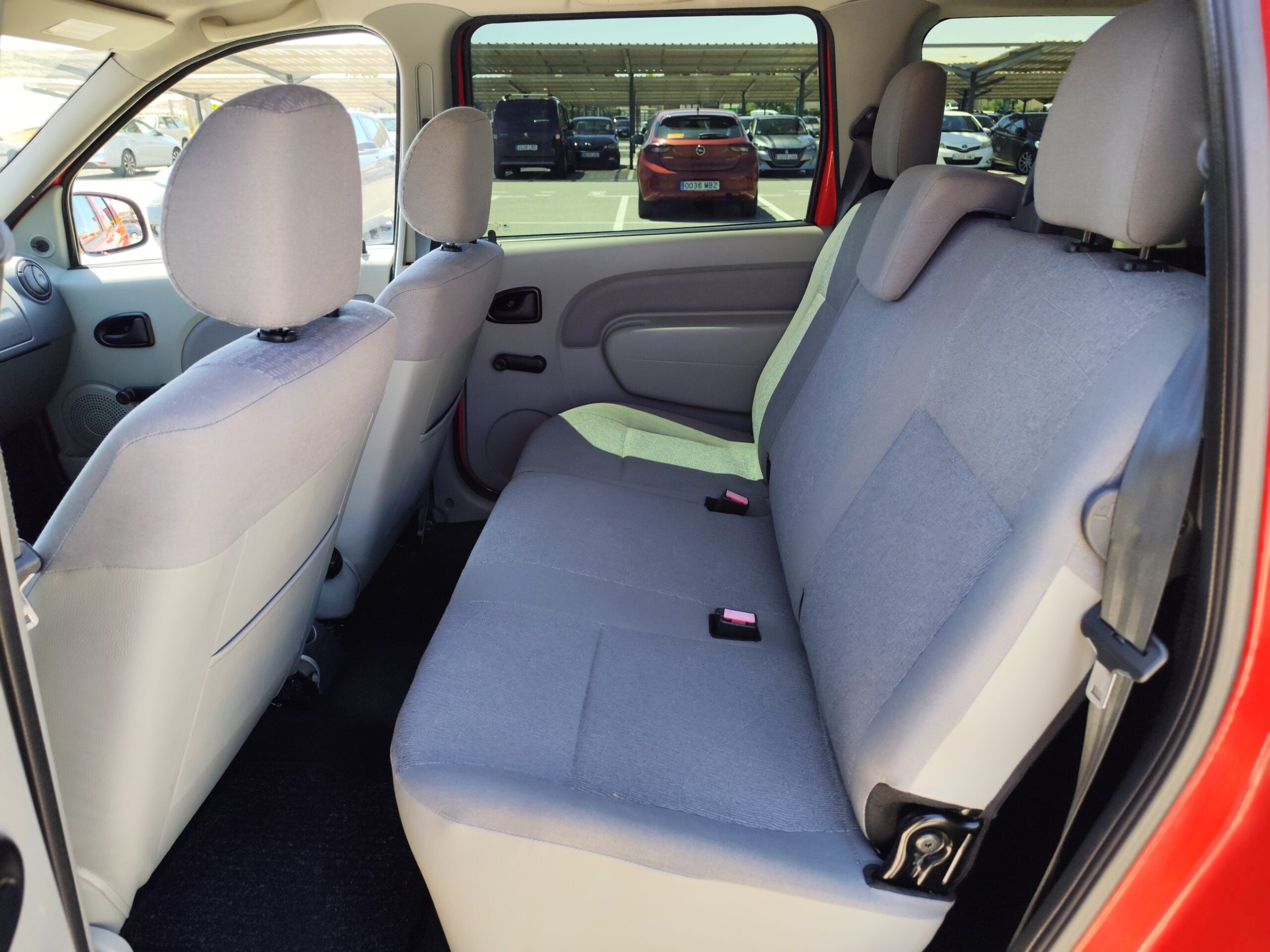 DACIA LOGAN 1.4 GASOLINE 75 CV AÑO 2009 139000 KM MANUAL