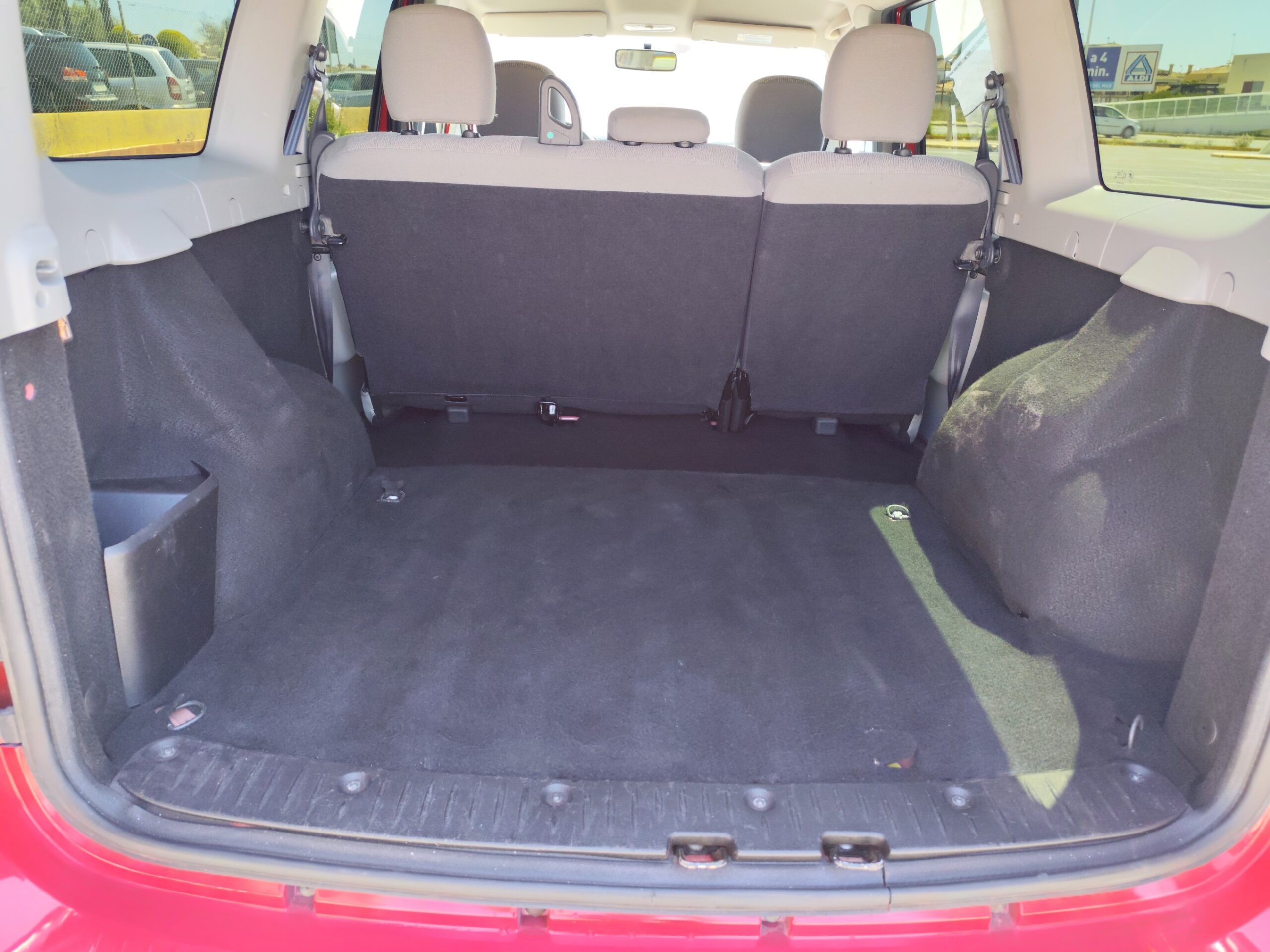 DACIA LOGAN 1.4 GASOLINE 75 CV AÑO 2009 139000 KM MANUAL