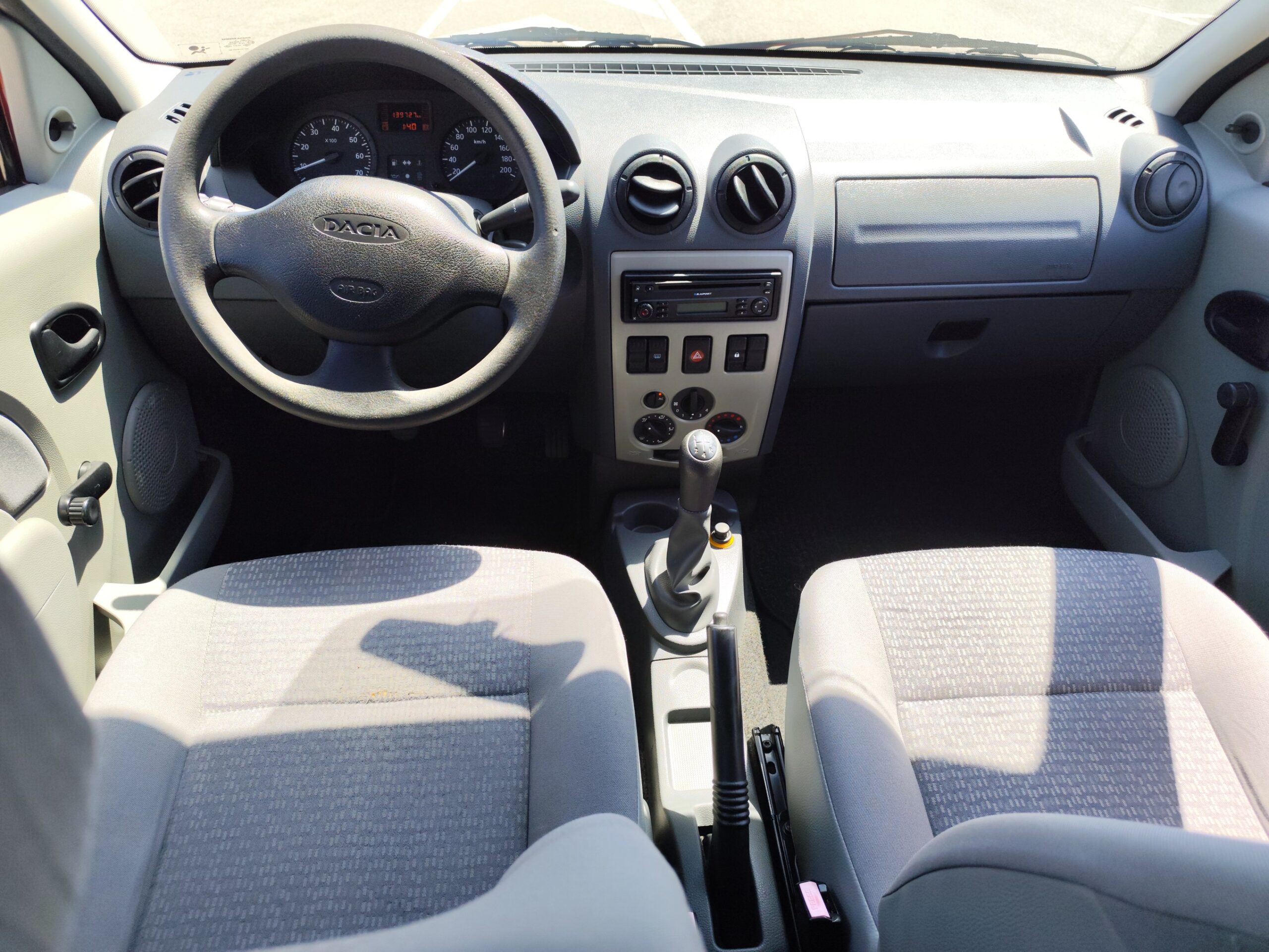 DACIA LOGAN 1.4 GASOLINE 75 CV AÑO 2009 139000 KM MANUAL