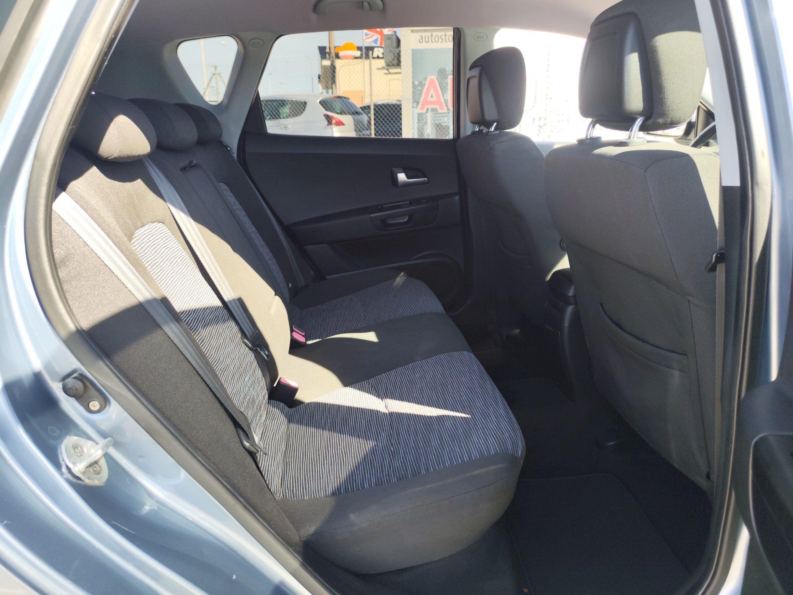 KIA CEED 1.6 DIESEL 115 CV 2007 175.000 KM MANUAL