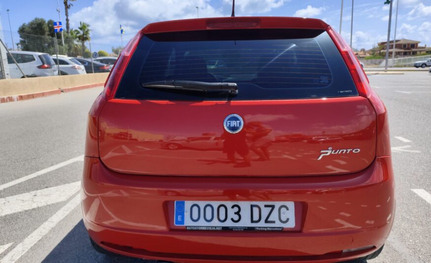 FIAT PUNTO 1.4 GASOLINA 95 CV 2006 1370.00 KM MANUAL