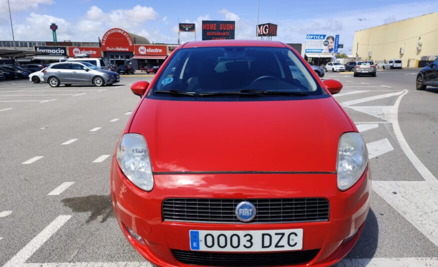 FIAT PUNTO 1.4 GASOLINA 95 CV 2006 1370.00 KM MANUAL