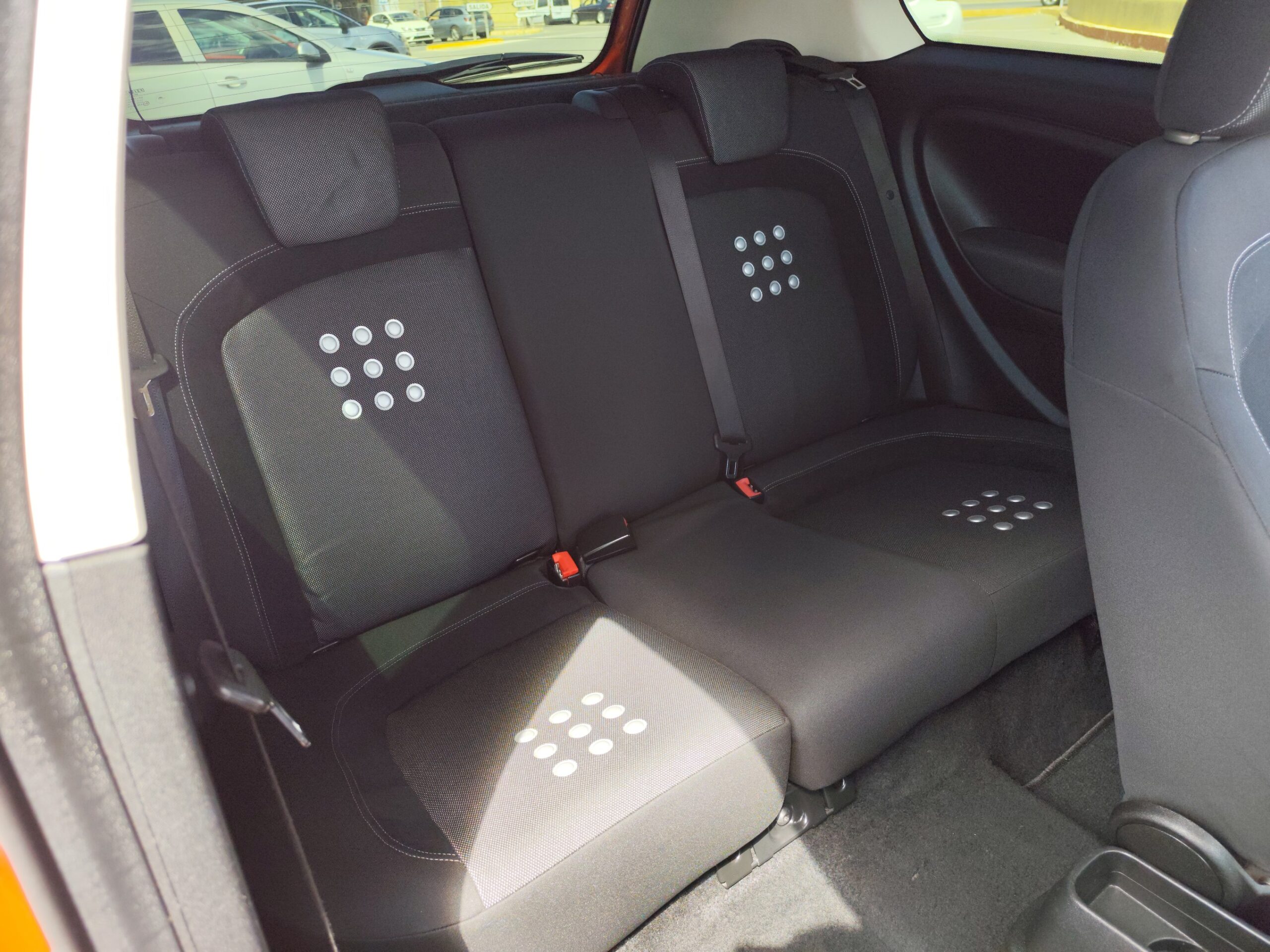 FIAT PUNTO 1.4 GASOLINA 95 CV 2006 1370.00 KM MANUAL