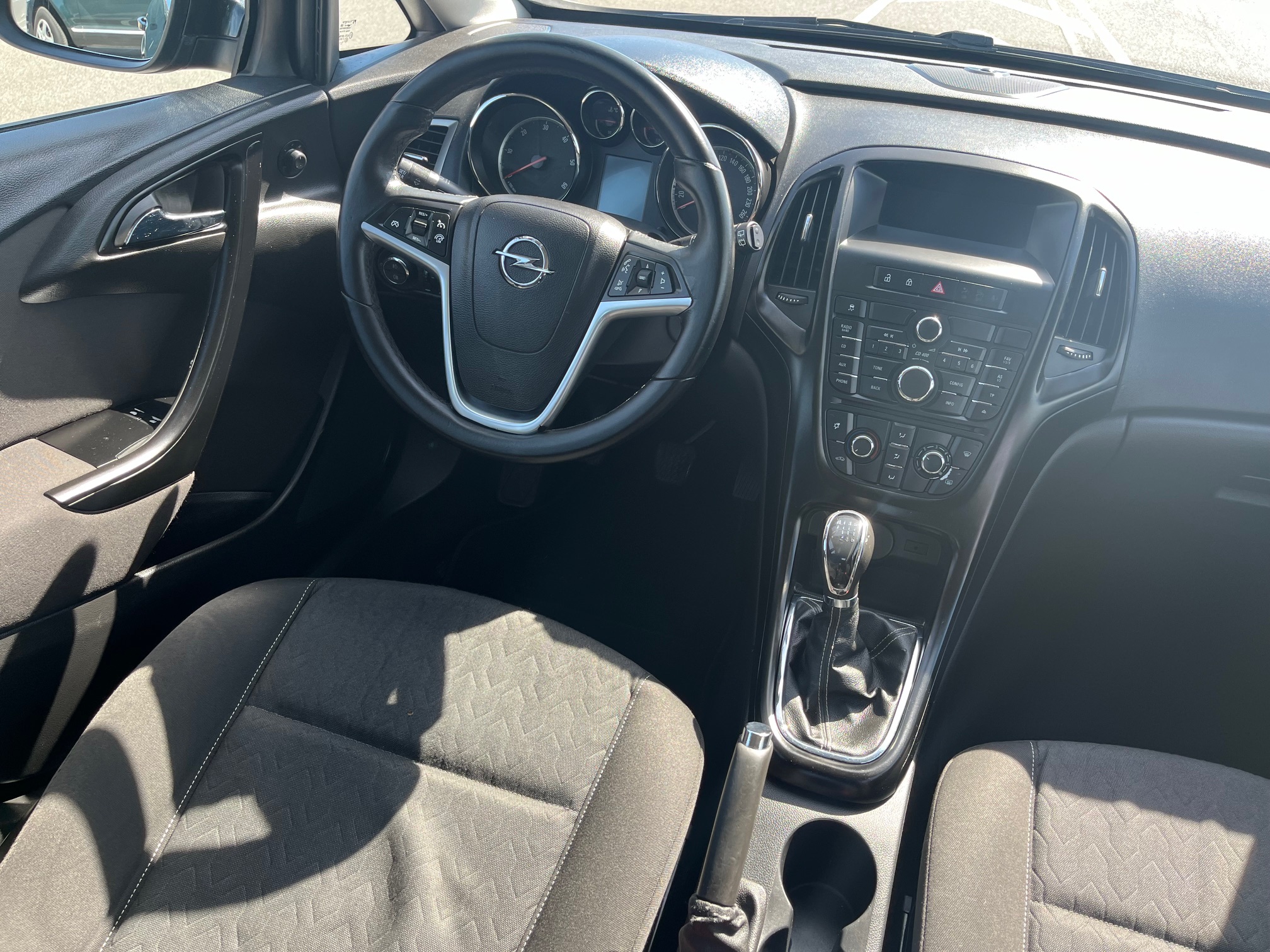 OPEL ASTRA 1.7 DIESEL 110 CV 2014  210.000 KM MANUAL