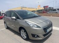 PEUGEOT 5008 7 PLAZAS 1.6 DIESEL 120 CV 2015 193000 KM MANUAL