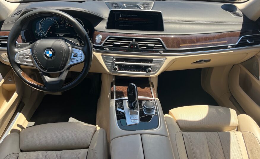 BMW 750LI X DRIVE 4.4 GASOLINA 449 CV 2015 106000 KM AUTOMATICO