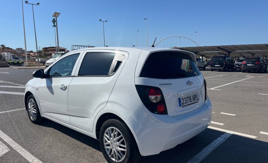 CHEVROLET AVEO 1.4 GASOLINA 100 CV 2013 135000 KM AUTOMATICO