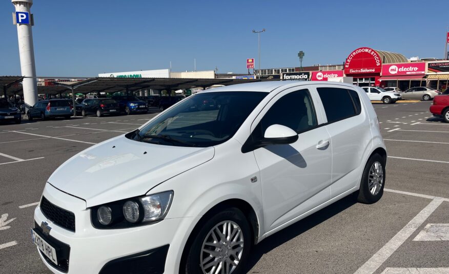 CHEVROLET AVEO 1.4 GASOLINA 100 CV 2013 135000 KM AUTOMATICO