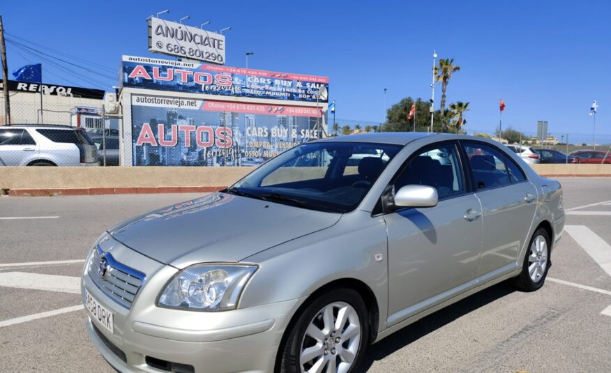 TOYOTA AVENSIS 1.8 GASOLINA 129 CV 2005 182000 KM MANUAL