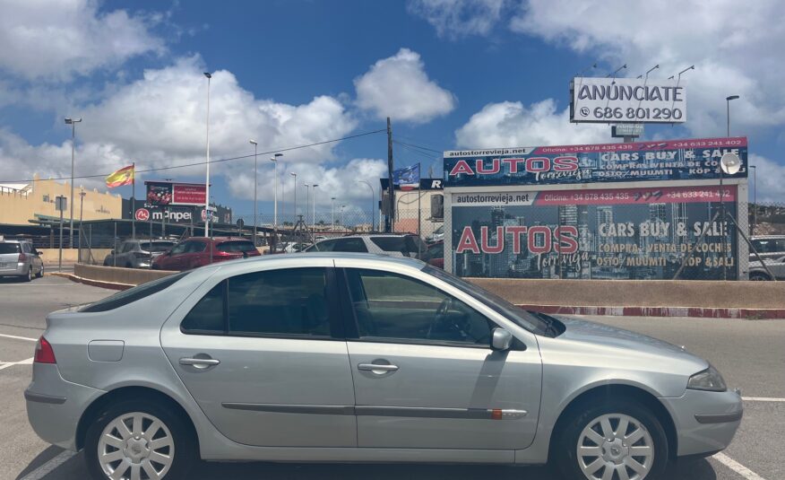 RENAULT LAGUNA 2.2 DIESEL 150 CV 2003 SOLO 85000 KM AUTOMATICO