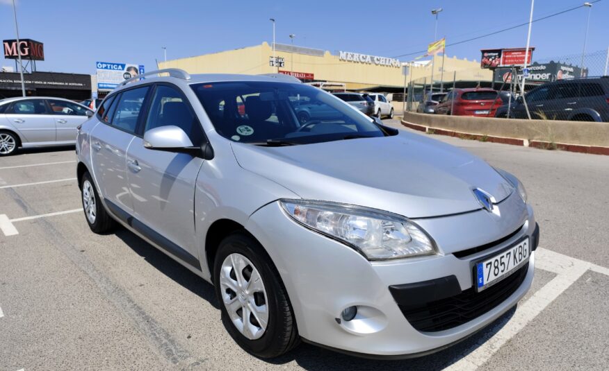 RENAULT MEGANE 1.5 DIESEL 106 CV 2011 279000 KM MANUAL