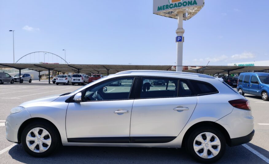 RENAULT MEGANE 1.5 DIESEL 106 CV 2011 279000 KM MANUAL