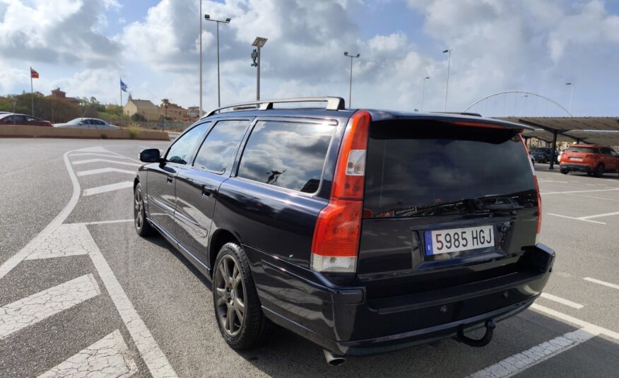 VOLVO V-70 2.4 DIESEL 185 CV 2007 275000 KM AUTOMATICO