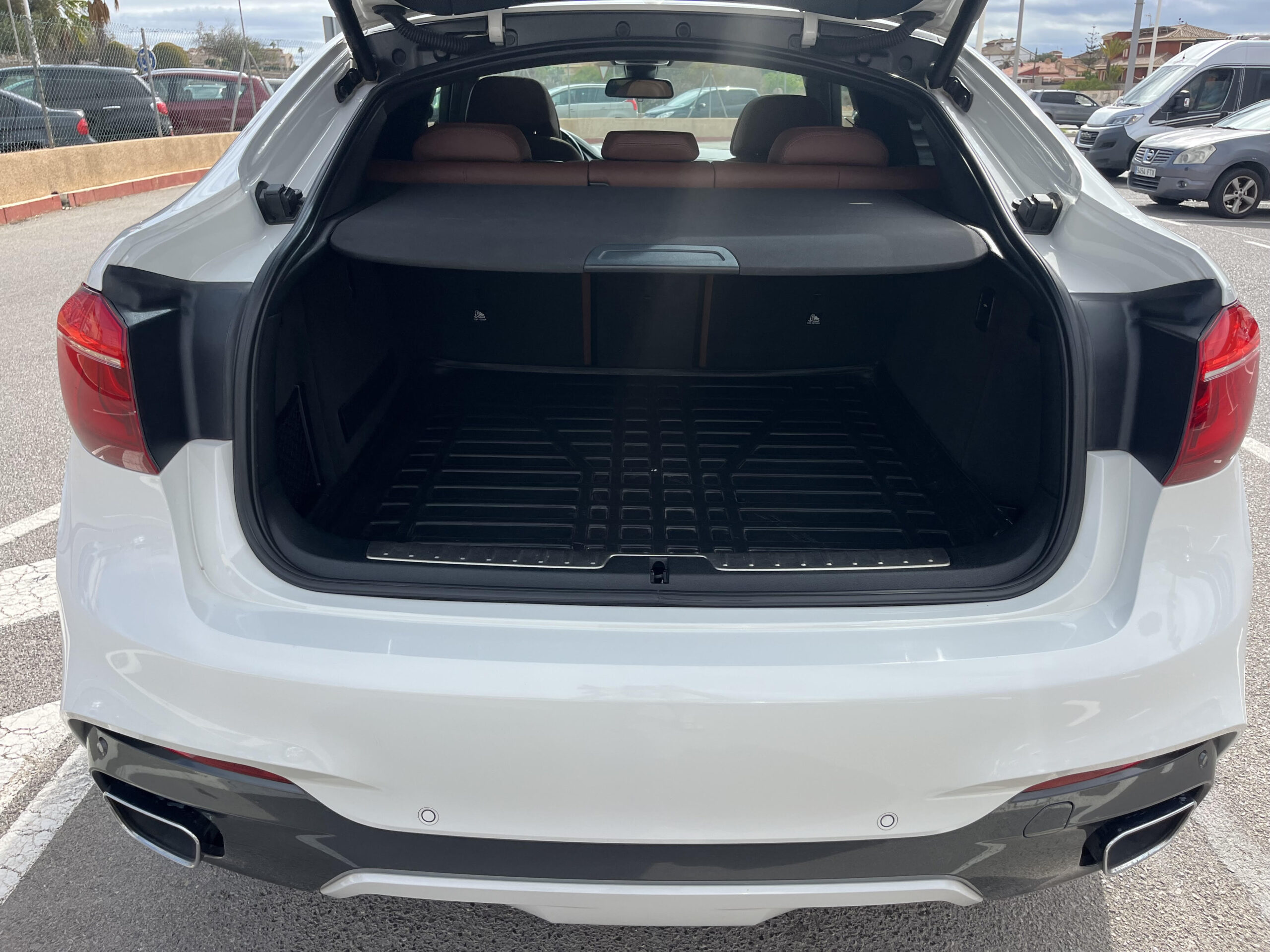 BMW X-6  3.0 DIESEL 258 CV 2016 132.000 KM AUTOMATICO