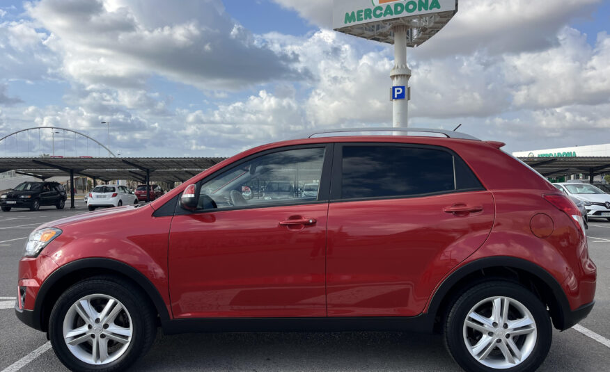 SSANGYONG KORANDO 2.0 DIESEL 141 CV 2014 112000 KM AUTOMATICO