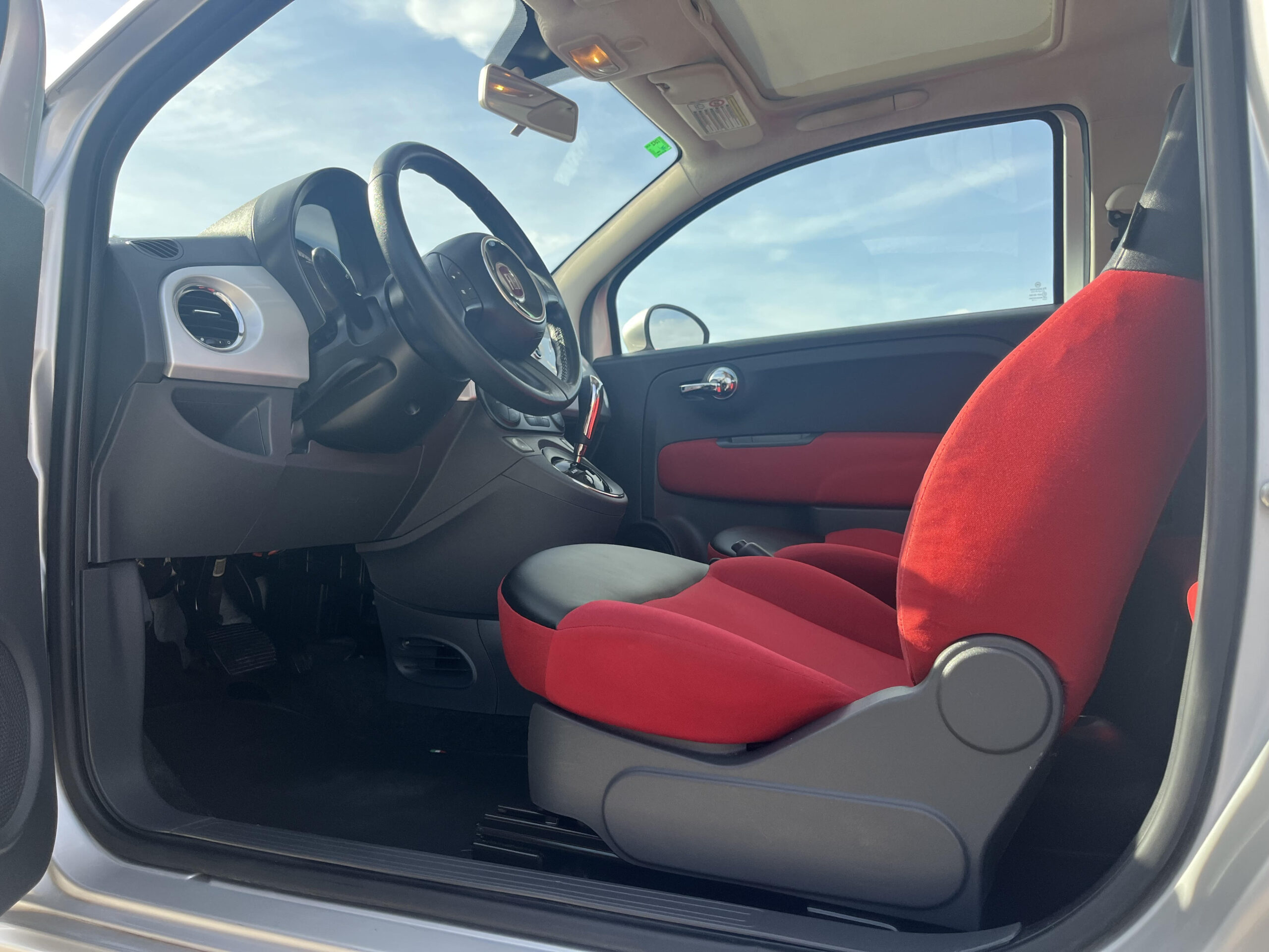 FIAT 500 1.2 GASOLINA 60 CV 2011 131000 KM AUTOMATICO