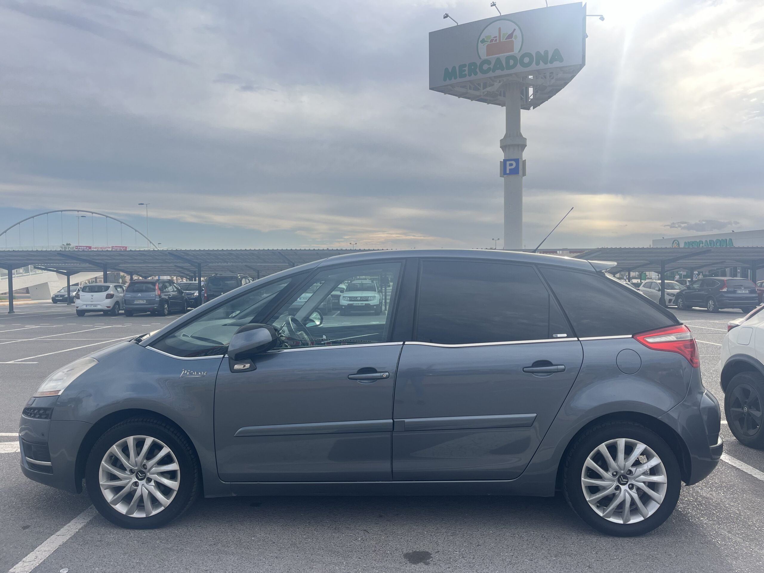 CITROEN C-4 PICASSO 2.0 DIESEL 140 CV 2008 229.000 KM AUTOMATICO