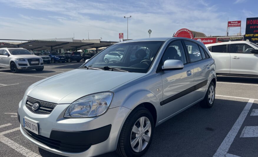 KIA RIO 1.5 DIESEL 108 CV 2005 166000 KM MANUAL