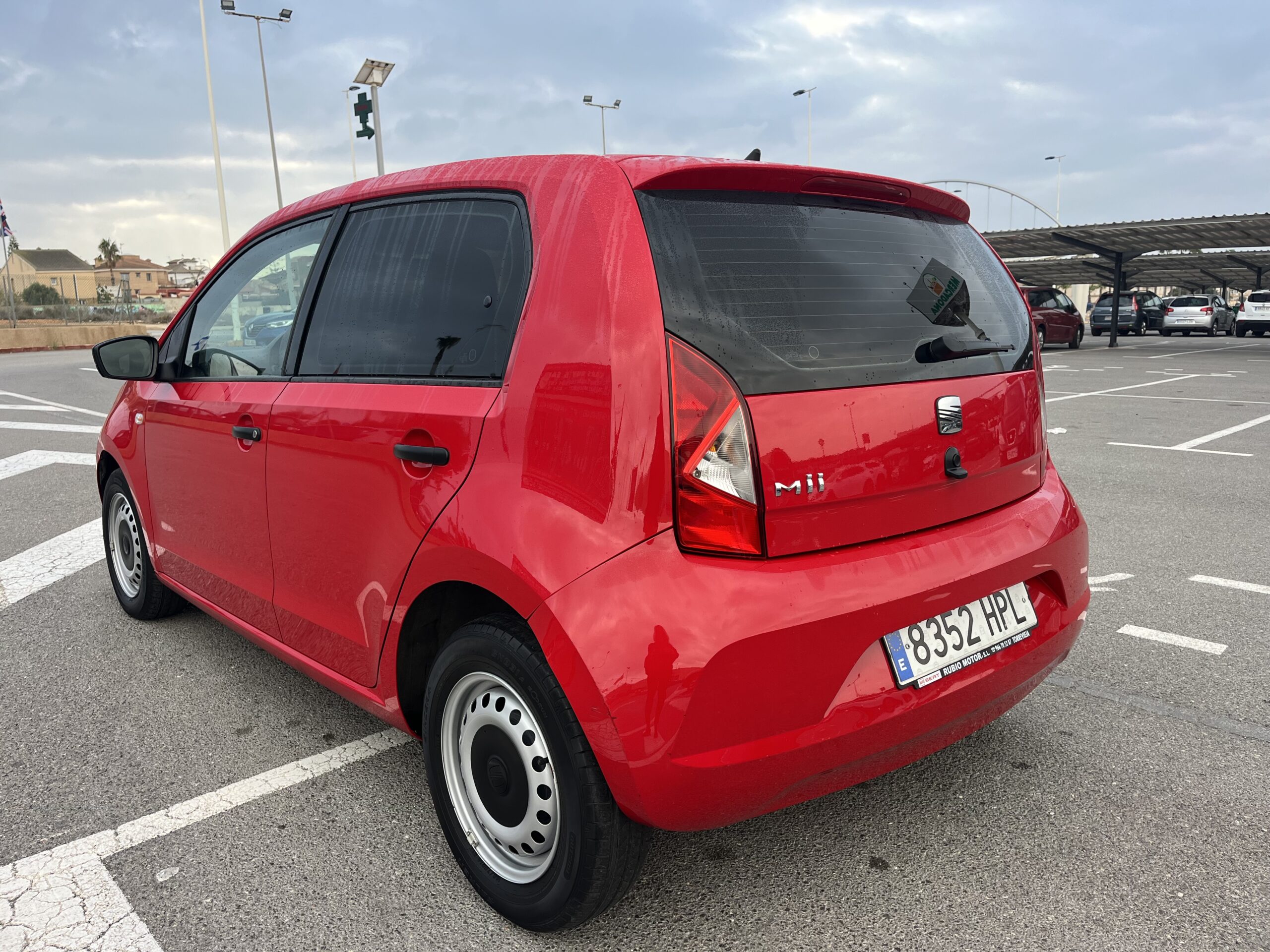 SEAT Mii 1.0 GASOLINA 60 CV SOLO 44.000 KM 2013 MANUAL