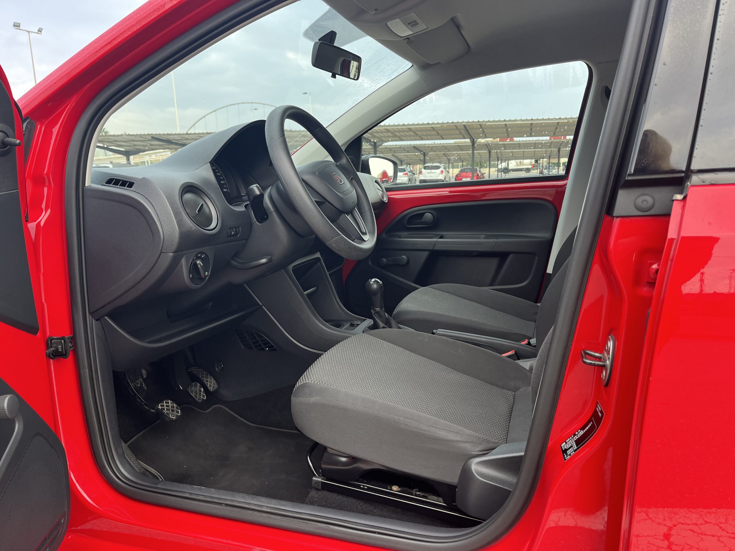 SEAT Mii 1.0 GASOLINA 60 CV SOLO 44.000 KM 2013 MANUAL