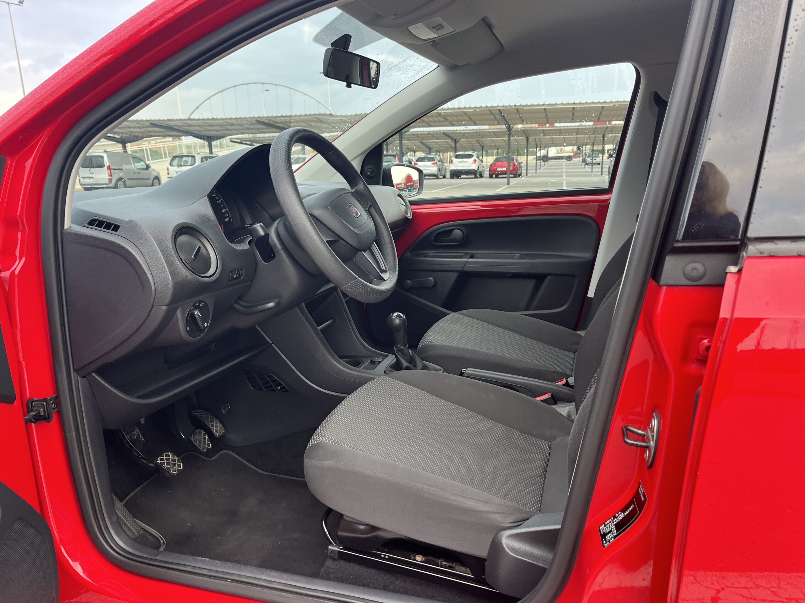 SEAT Mii 1.0 GASOLINA 60 CV SOLO 44.000 KM 2013 MANUAL