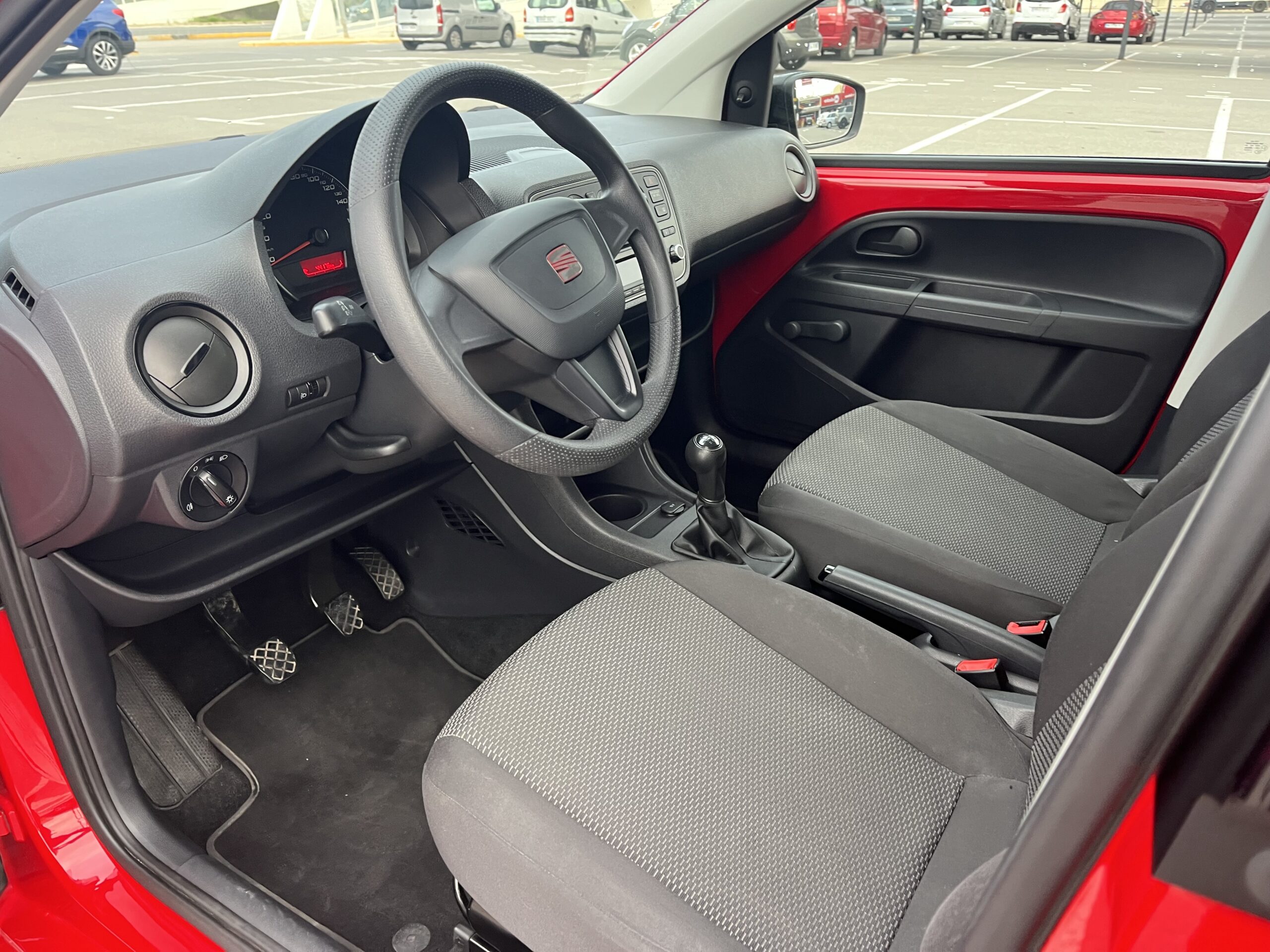 SEAT Mii 1.0 GASOLINA 60 CV SOLO 44.000 KM 2013 MANUAL