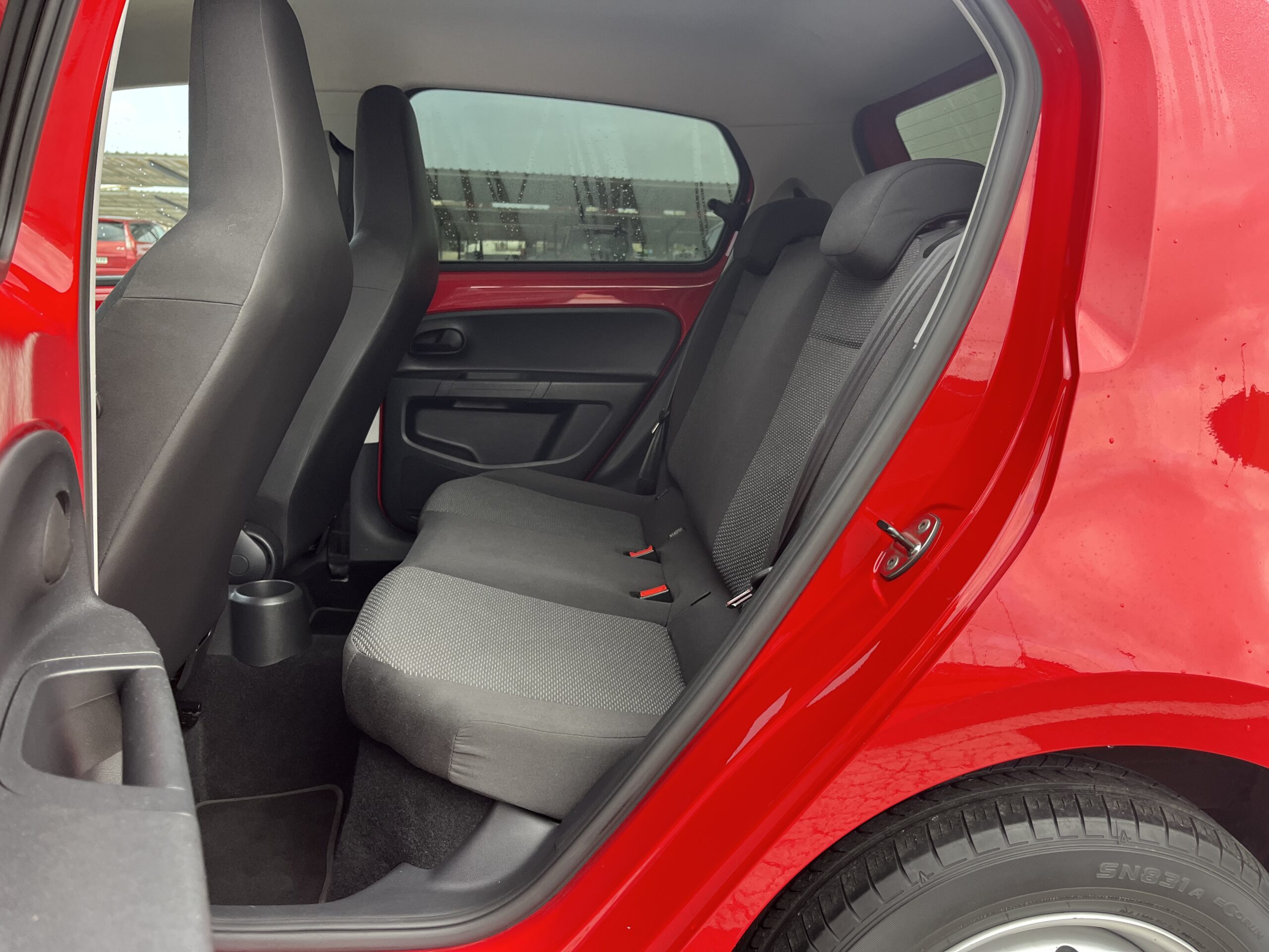 SEAT Mii 1.0 GASOLINA 60 CV SOLO 44.000 KM 2013 MANUAL