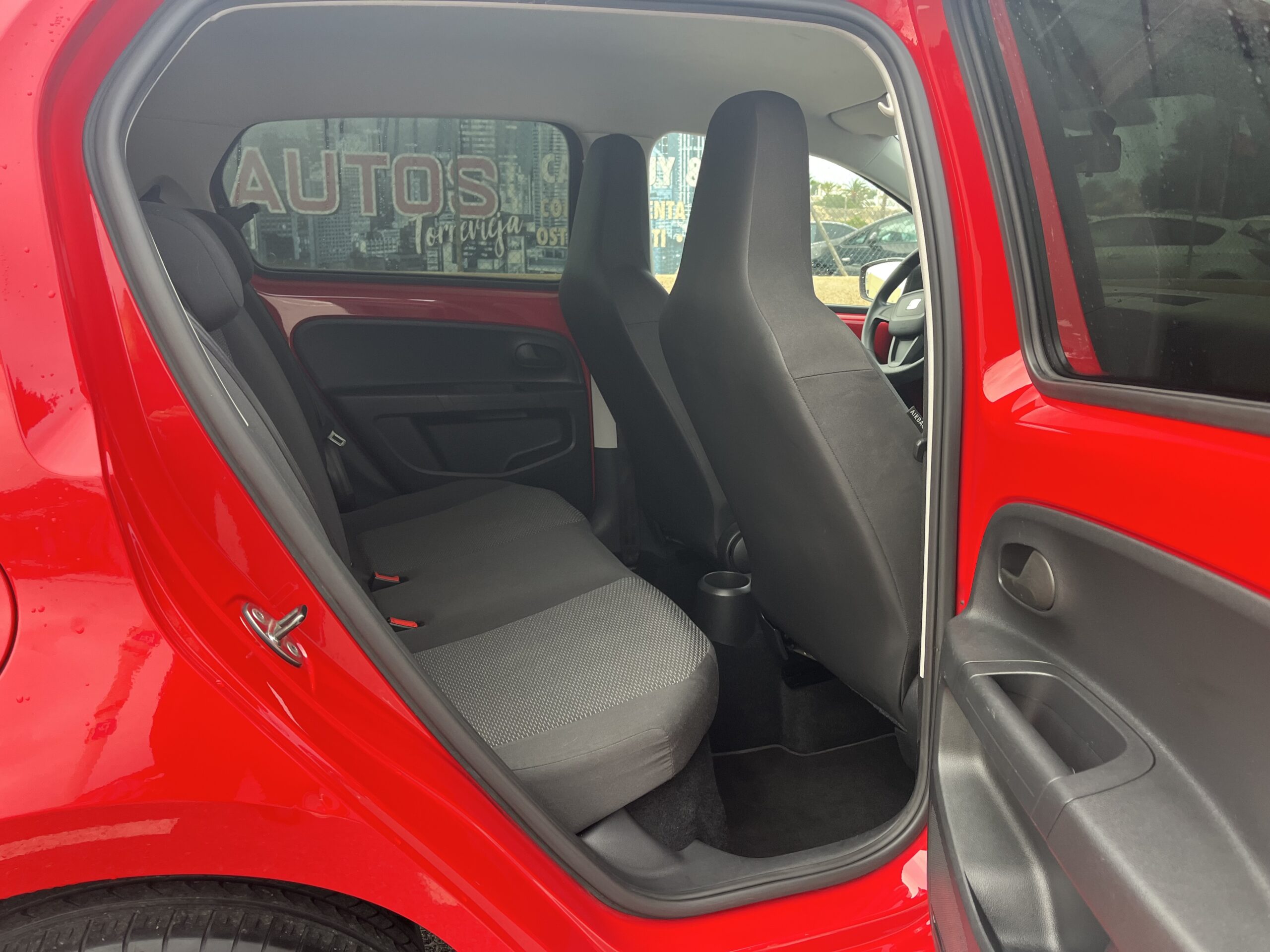 SEAT Mii 1.0 GASOLINA 60 CV SOLO 44.000 KM 2013 MANUAL