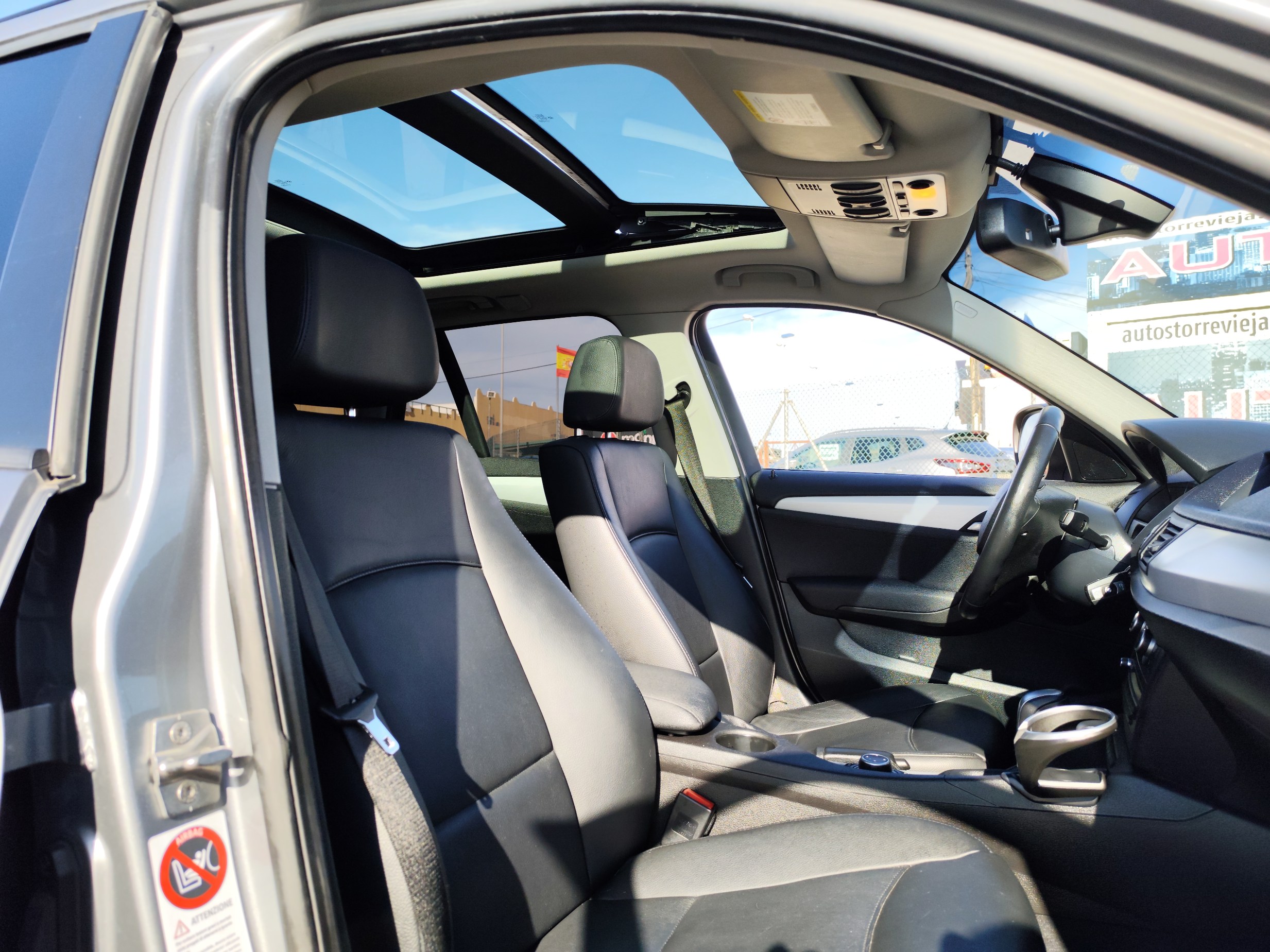 BMW X-1 25i xDrive 3.0 GASOLINA 218 CV SOLO 76.000 KM 2010 AUTOMATICO