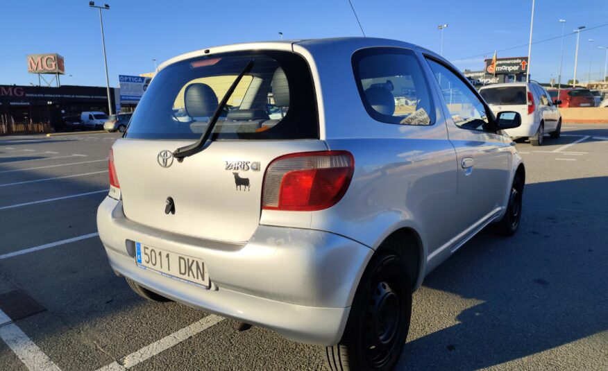 TOYOTA YARIS 1.0 GASOLINA 68 CV 2005 158.000 KM