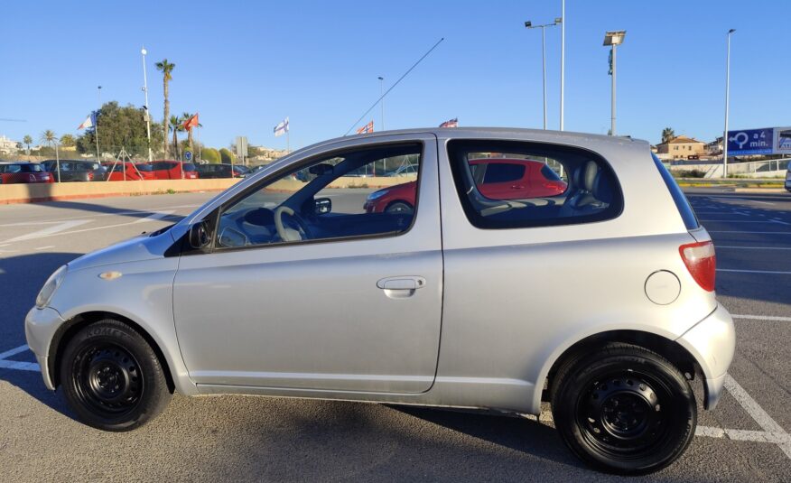 TOYOTA YARIS 1.0 GASOLINA 68 CV 2005 158.000 KM