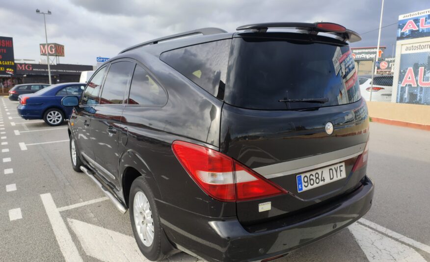 SSANGYONG RODIUS 2.7 DIESEL 162 CV 2006 207.000 AUTOMATICO 7 PLAZAS