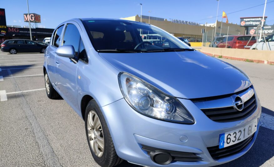 OPEL CORSA 1.4 GASOLINA 90 CV 2009 148.000 KM AUTOMATICO