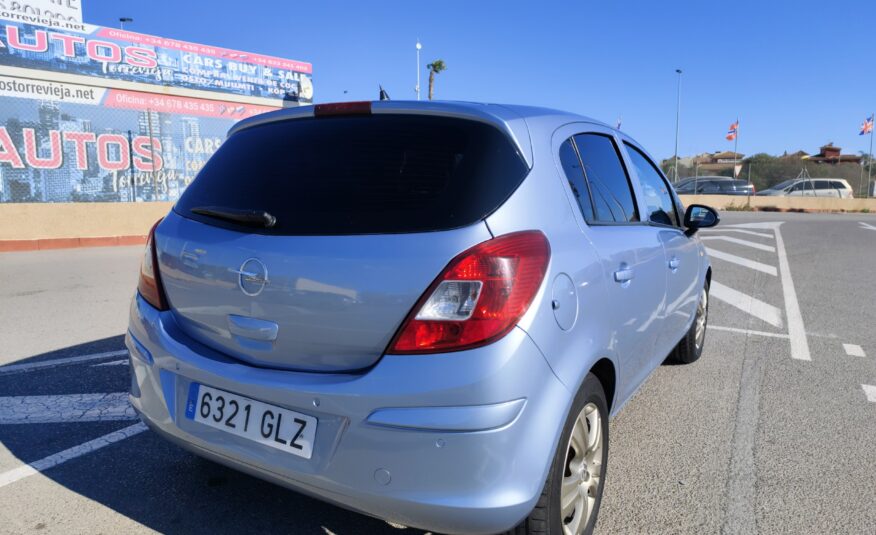 OPEL CORSA 1.4 GASOLINA 90 CV 2009 148.000 KM AUTOMATICO