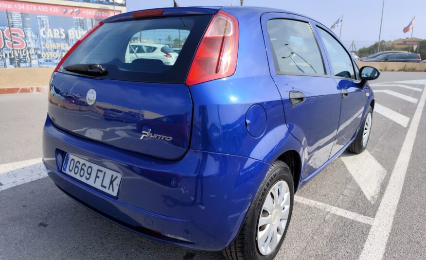 FIAT PUNTO 1.4 GASOLINA 77 CV 2007 121.000 KM AUTOMATICO