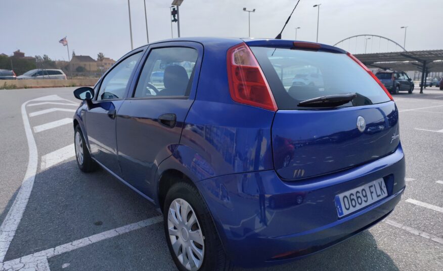 FIAT PUNTO 1.4 GASOLINA 77 CV 2007 121.000 KM AUTOMATICO