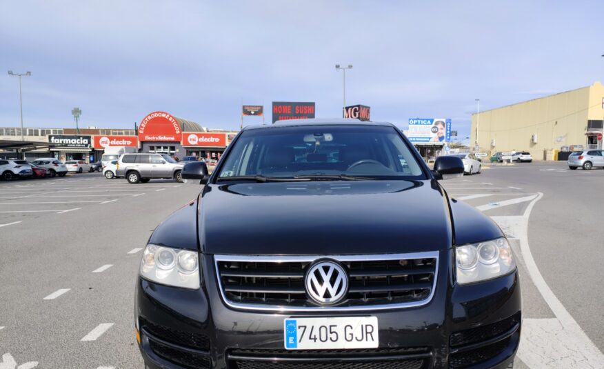 VOLKSWAGEN TUAREG 3.2 GASOLINA / GLP 220 CV 2004 247.000 KM AUTOMATICO