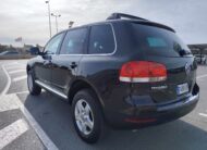 VOLKSWAGEN TUAREG 3.2 GASOLINA / GLP 220 CV 2004 247.000 KM AUTOMATICO