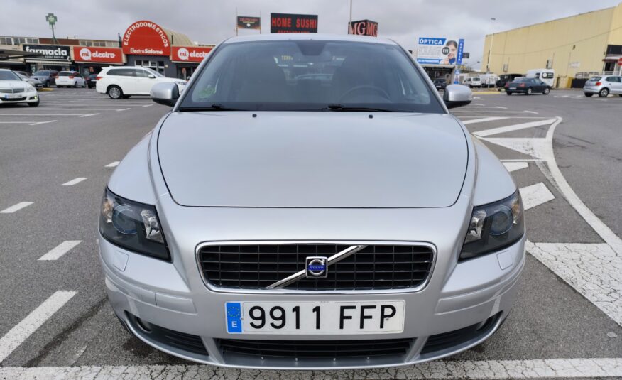 VOLVO S40 2.4 GASOLINA 140 CV 2006 168.000 KM AUTOMATICO