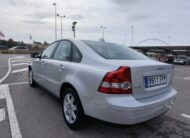 VOLVO S40 2.4 GASOLINA 140 CV 2006 168.000 KM AUTOMATICO