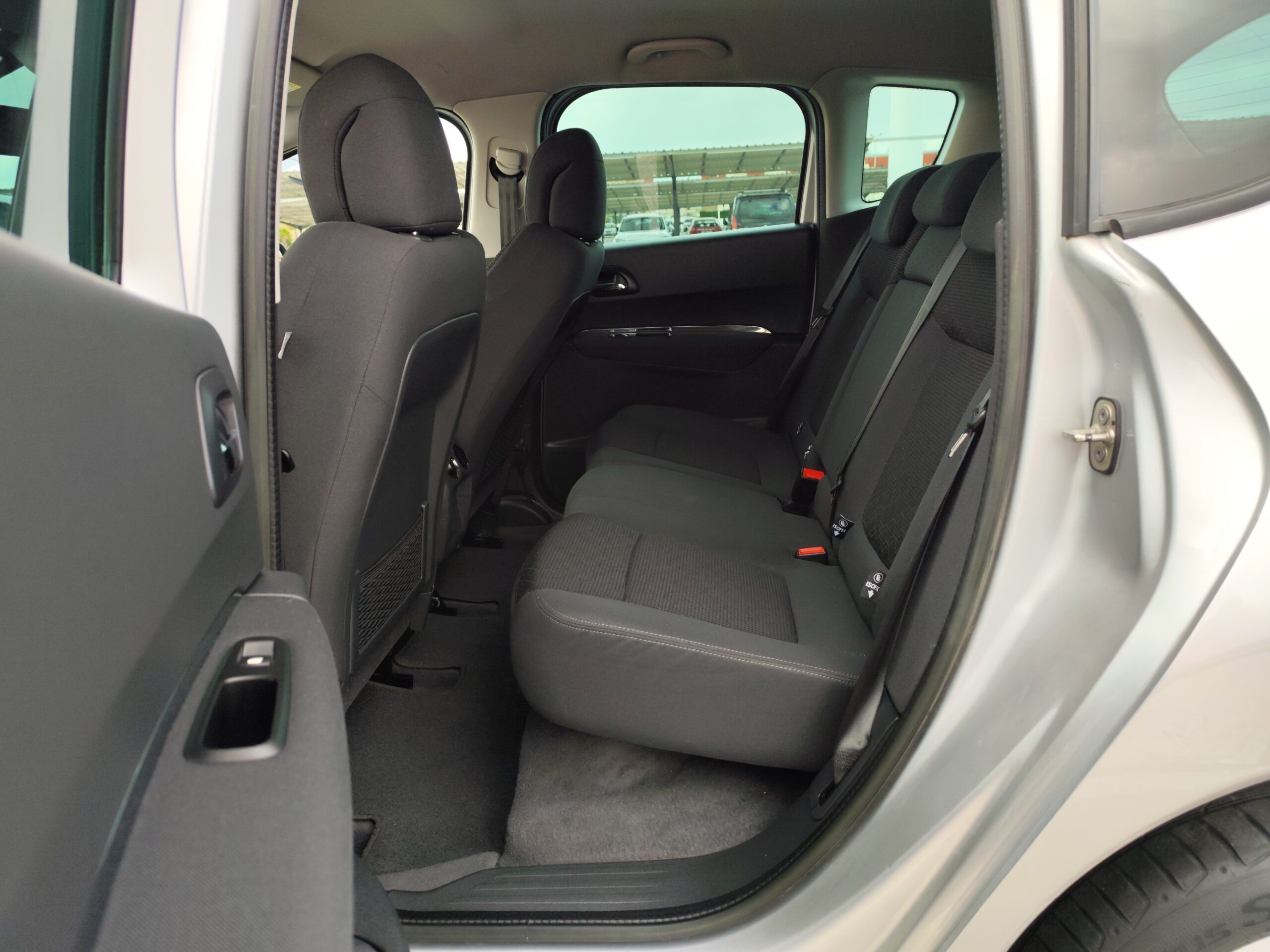 PEUGEOT 3008 1.6 DIESEL 115 CV 2014 143.000 KM AUTOMATICO