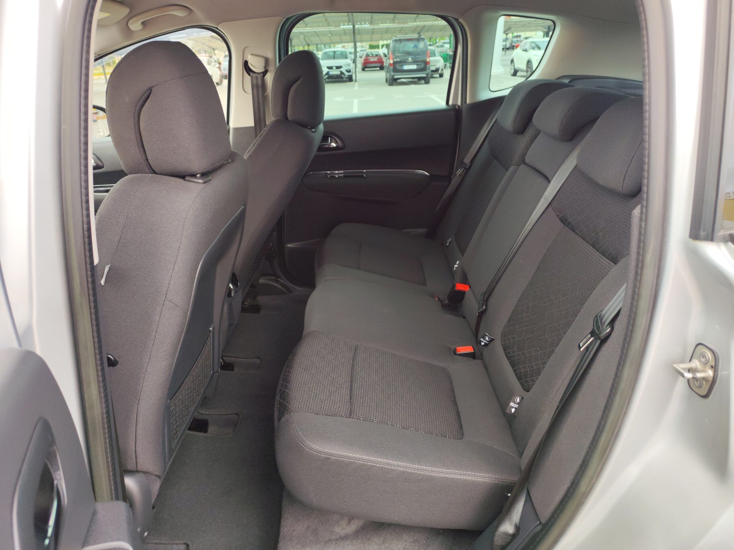 PEUGEOT 3008 1.6 DIESEL 115 CV 2014 143.000 KM AUTOMATICO