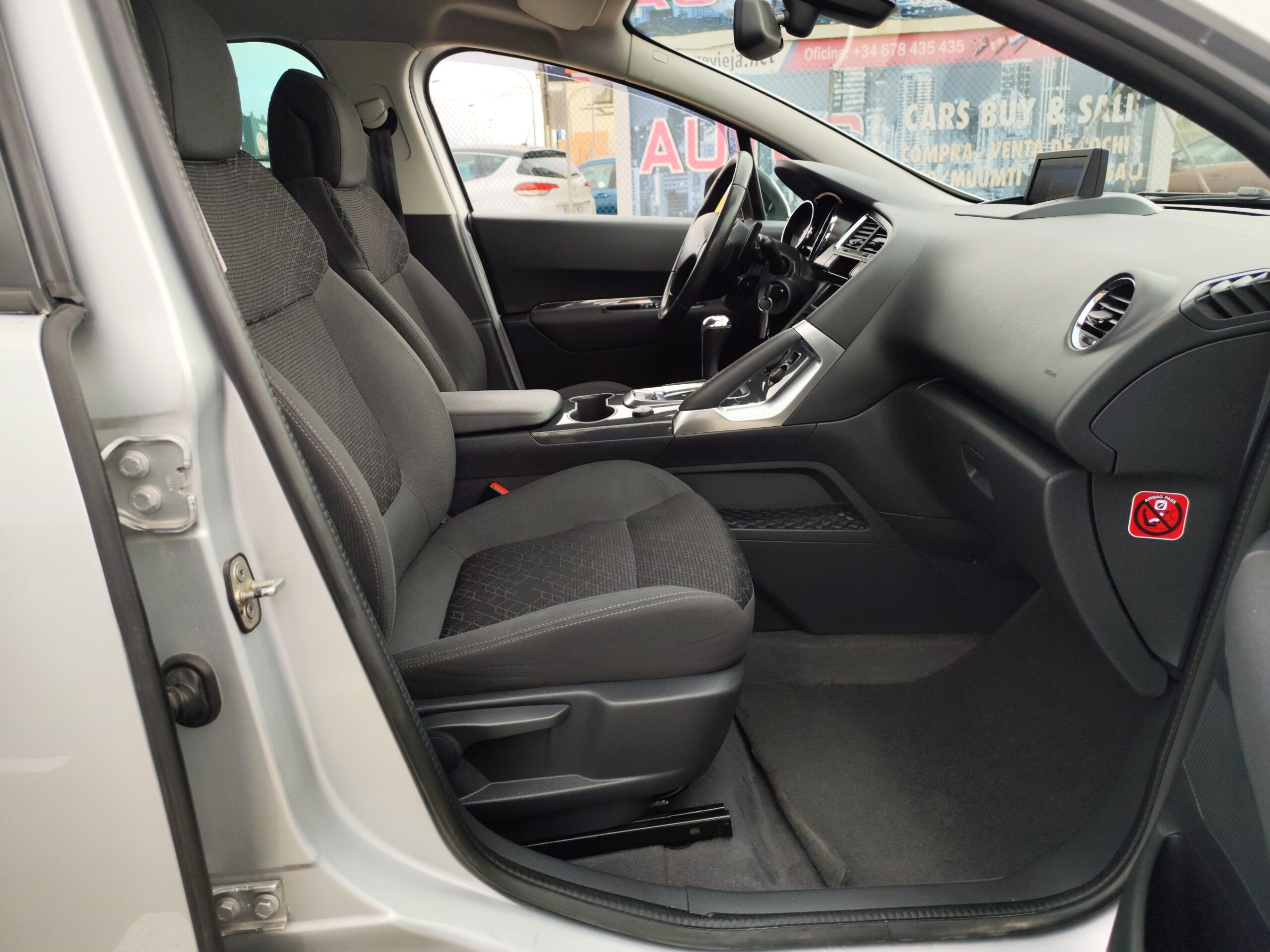 PEUGEOT 3008 1.6 DIESEL 115 CV 2014 143.000 KM AUTOMATICO