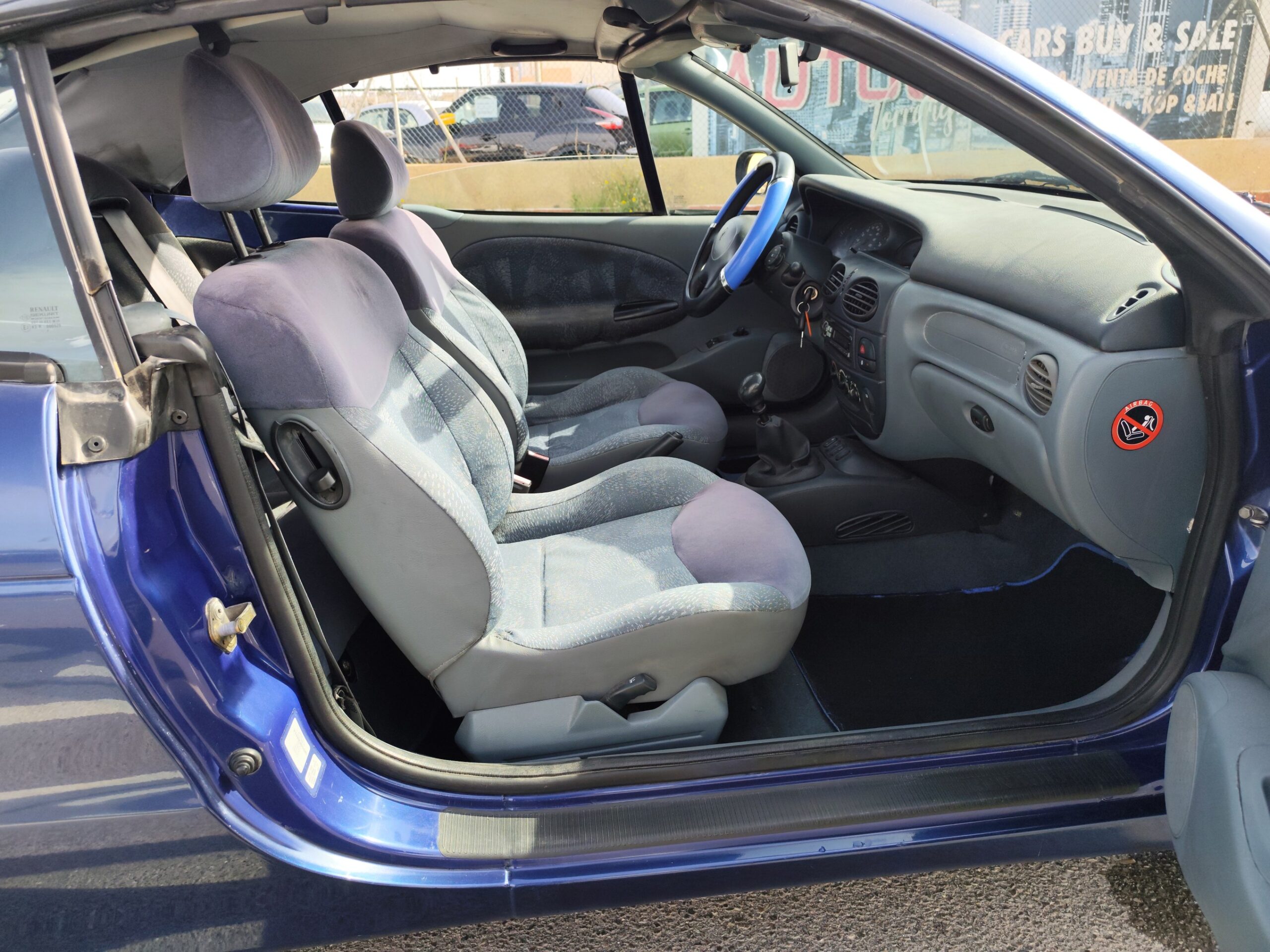 RENAULT MEGANE CABRIO 1.6 GASOLINA 90 CV 1998 160.000 KM MANUAL