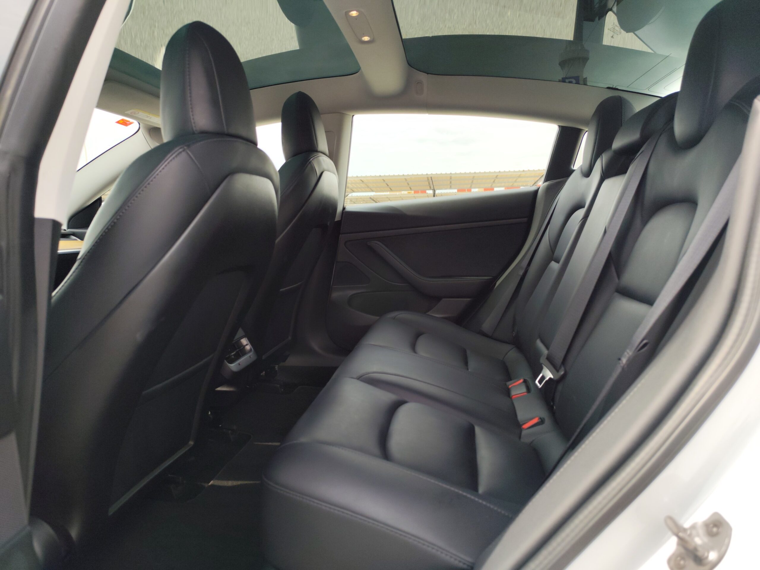 TESLA MODEL 3 STANDART PLUS  258 CV 335 KM AUTONOMIA 121.000 KM  2019 AUTOMATICO