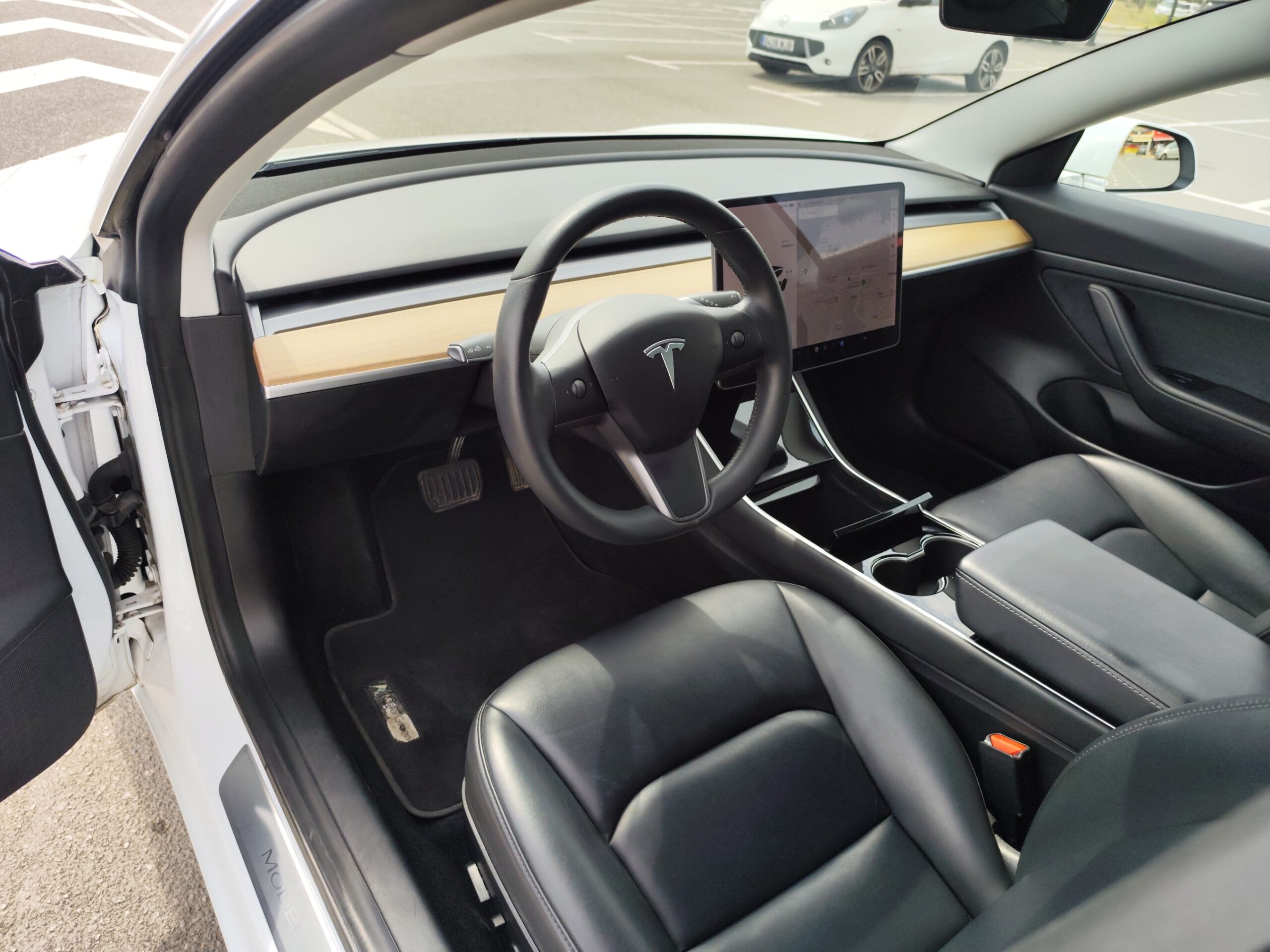 TESLA MODEL 3 STANDART PLUS  258 CV 335 KM AUTONOMIA 121.000 KM  2019 AUTOMATICO