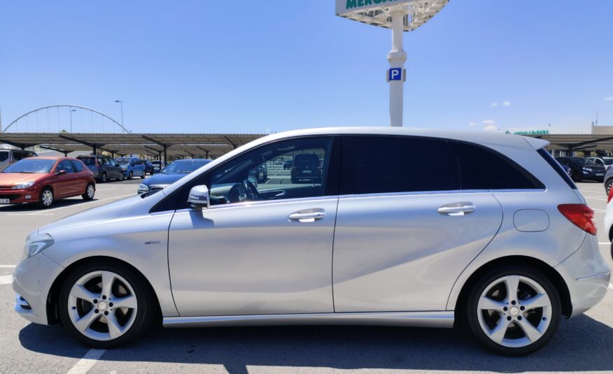 MERCEDES-BENZ 200 CDI 1.8 DIESEL 136 CV 141.000 KM AUTOMATICO