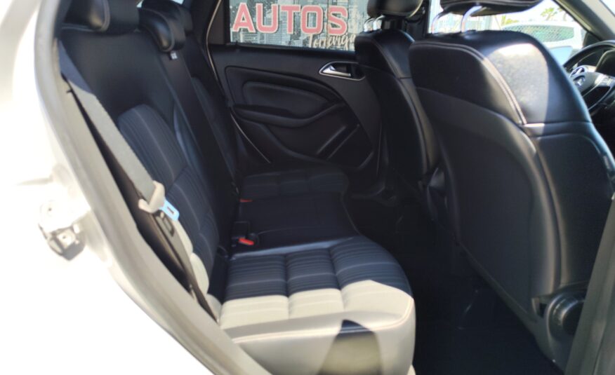 MERCEDES-BENZ 200 CDI 1.8 DIESEL 136 CV 141.000 KM AUTOMATICO
