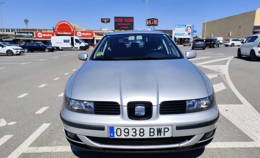 SEAT LEON 1.6 GASOLINA 105 CV 83.000 KM 2002 MANUAL