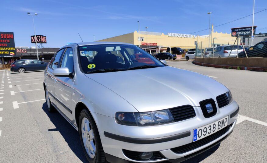 SEAT LEON 1.6 GASOLINA 105 CV 83.000 KM 2002 MANUAL